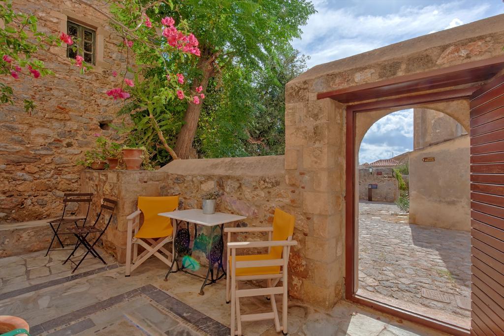 Dorovinis Monemvasia Castlehouses Esterno foto