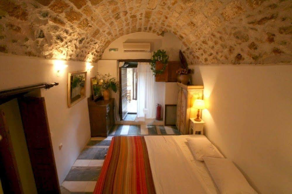 Dorovinis Monemvasia Castlehouses Esterno foto