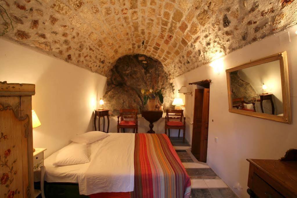 Dorovinis Monemvasia Castlehouses Esterno foto